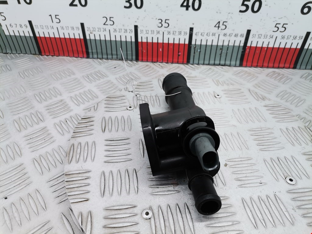 Тройник системы охлаждения AUDI A4 B7 2004-2007