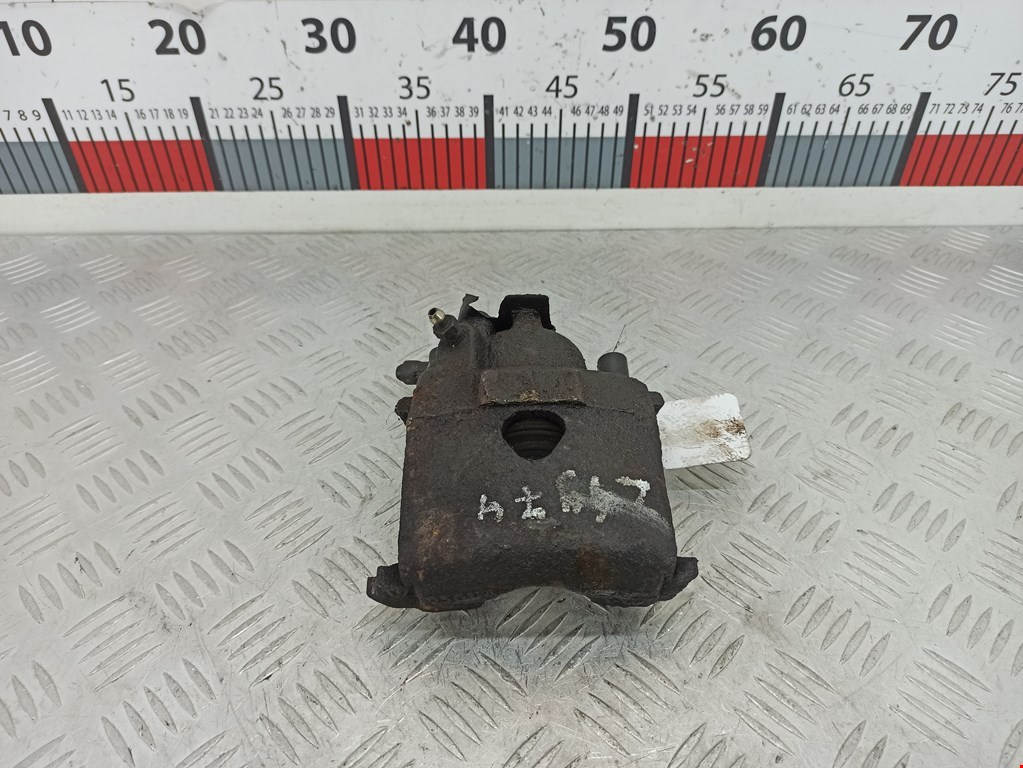 Суппорт передний правый VOLKSWAGEN Golf III 1991-1997