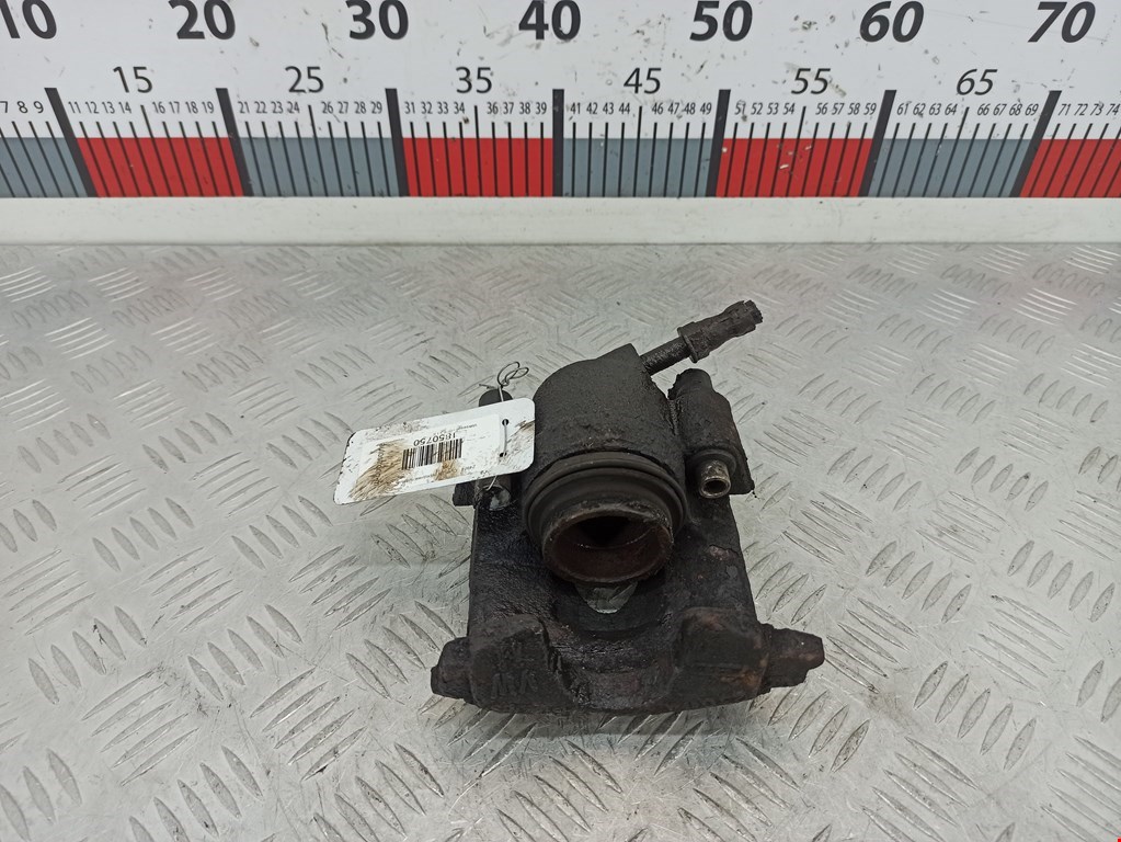 Суппорт передний правый VOLKSWAGEN Golf III 1991-1997