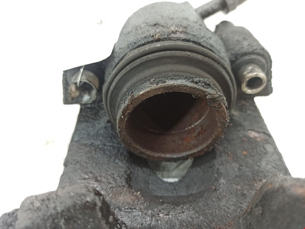 Суппорт передний правый VOLKSWAGEN Golf III 1991-1997