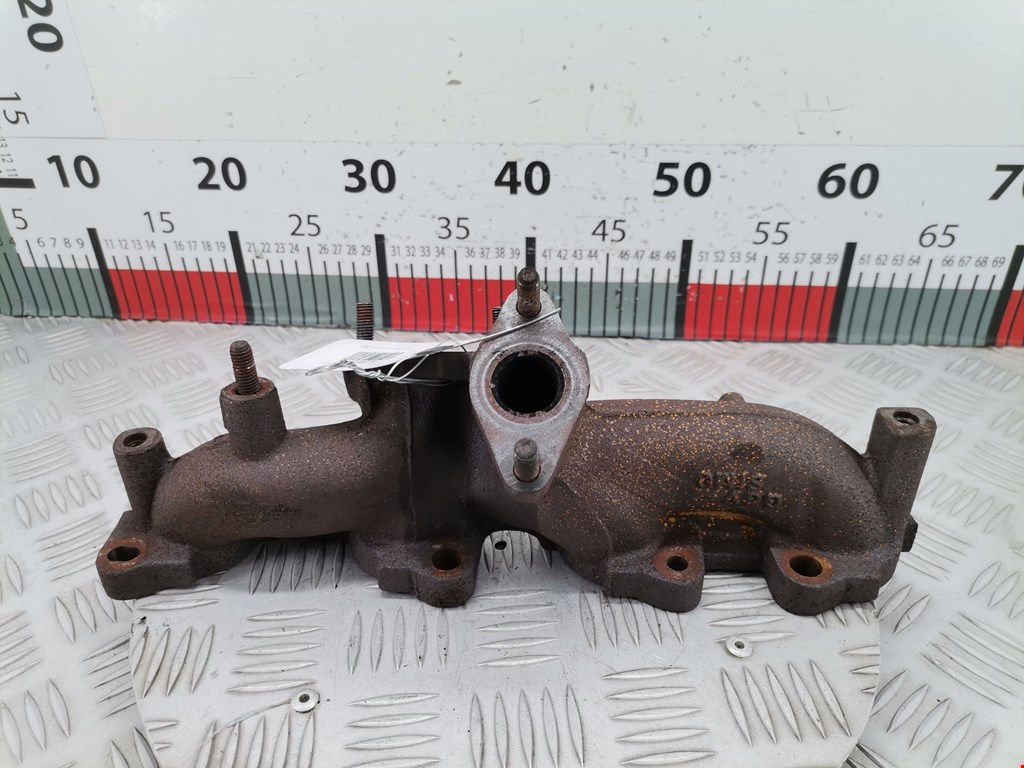 Коллектор выпускной AUDI A4 B7 2004-2007