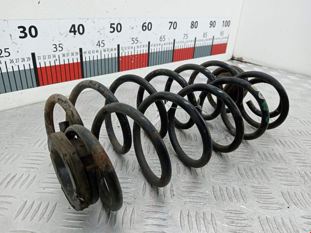 Пружина задняя левая/правая VOLKSWAGEN Golf IV 1997-2003