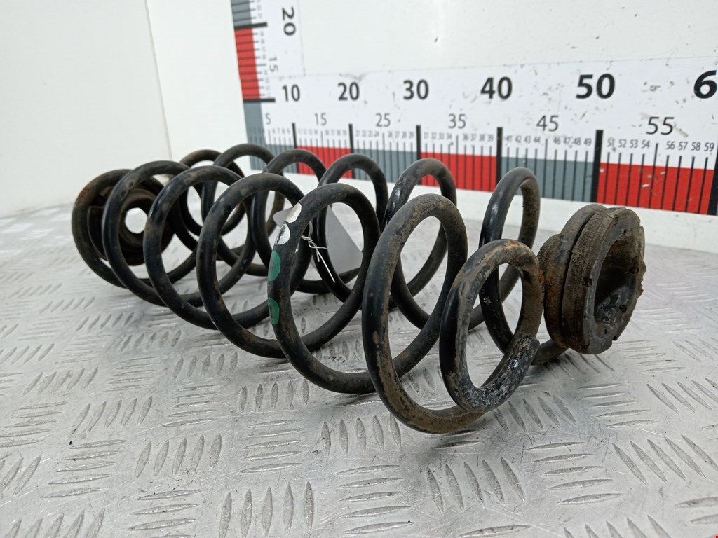 Пружина задняя левая/правая VOLKSWAGEN Golf IV 1997-2003