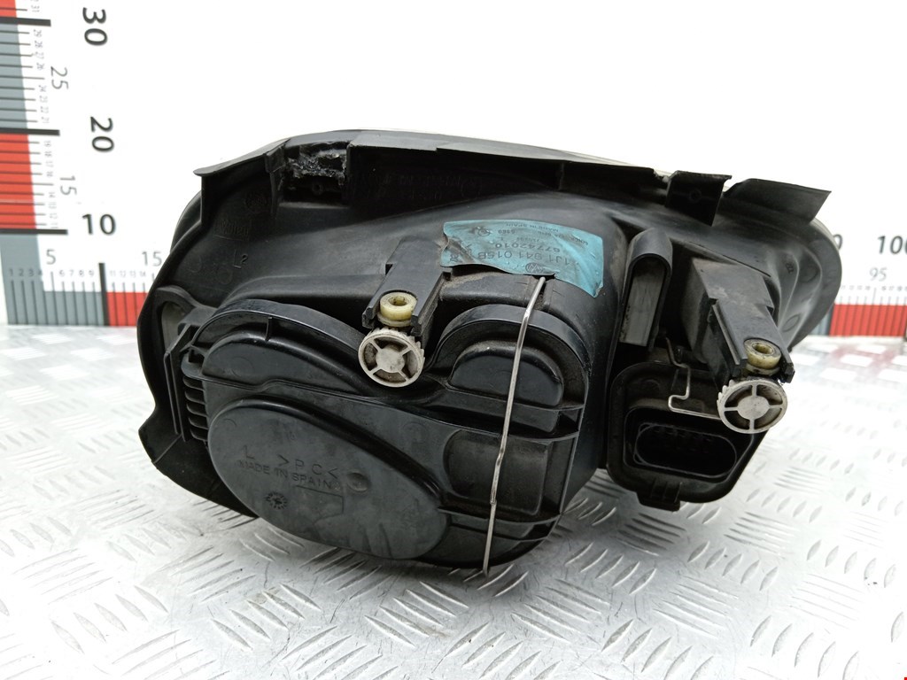 Фара левая VOLKSWAGEN Golf IV 1997-2003