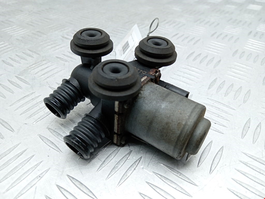 Кран отопителя (печки) BMW 3-Series (E46) (1998-2007)