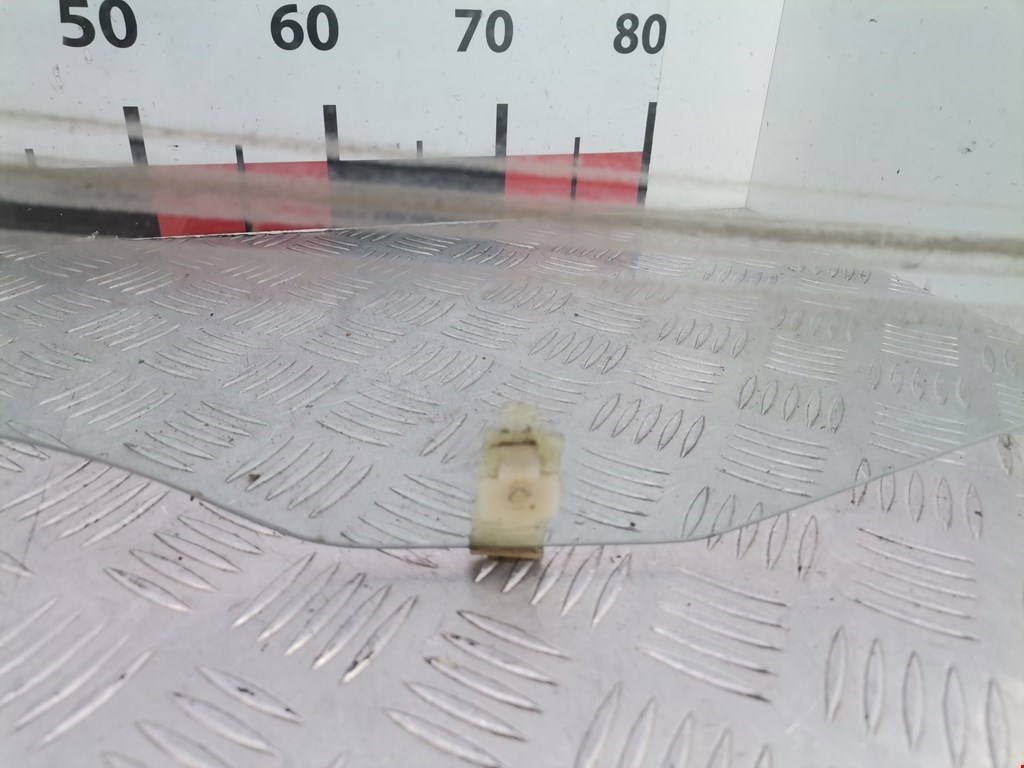 Стекло двери переднее правое CHEVROLET Aveo T200 2003-2008