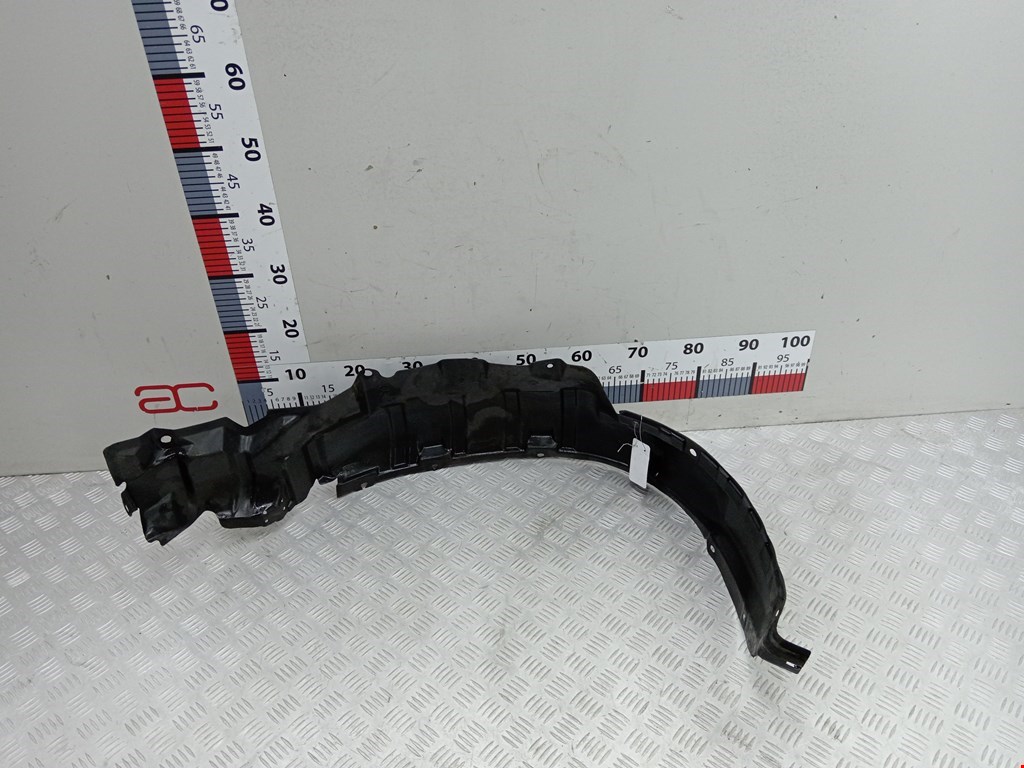 Локер (подкрылок) передний правый NISSAN Navara II D22 1997-2004