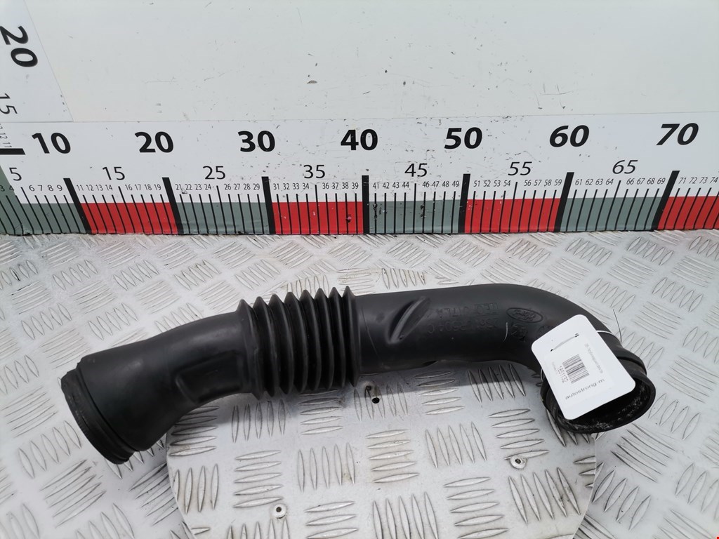 Патрубок воздушного фильтра FORD Fiesta 2001-2008