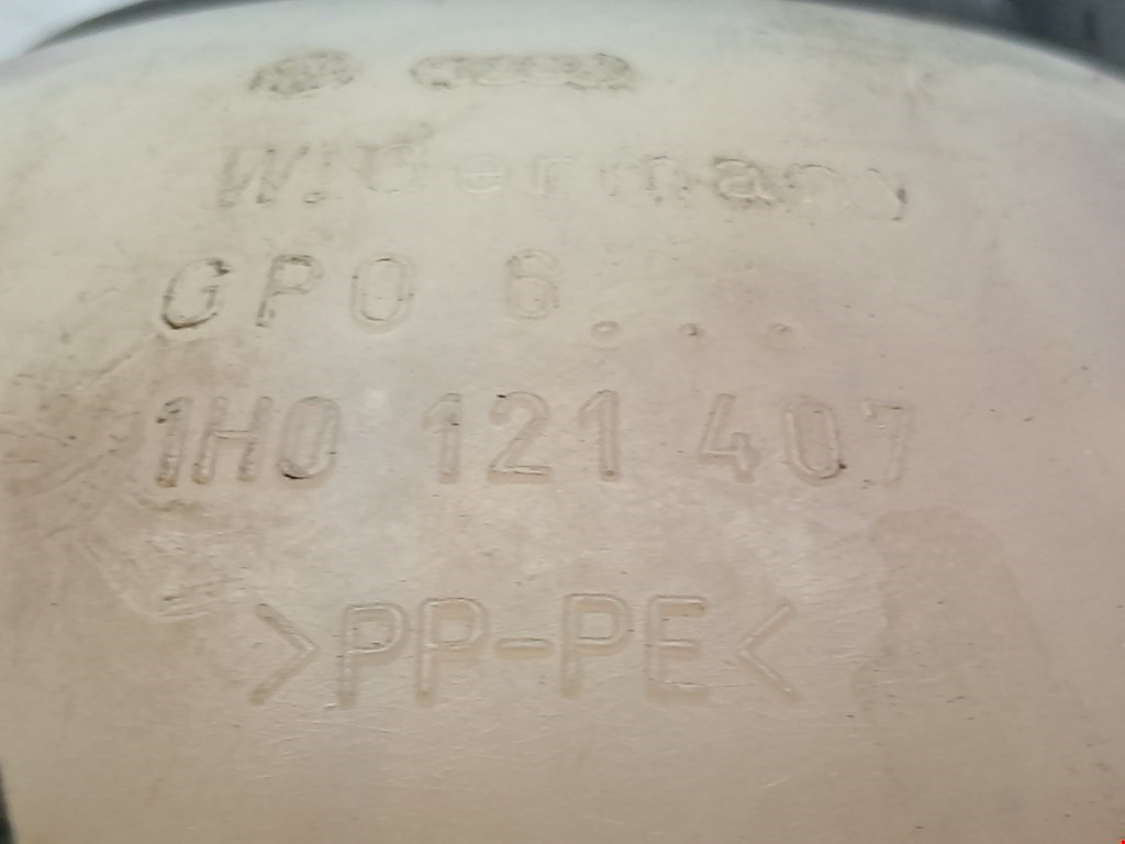 Бачок расширительный VOLKSWAGEN Golf III 1991-1997