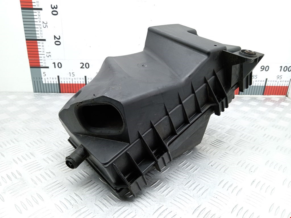 Корпус воздушного фильтра AUDI A3 8L 1996-2003