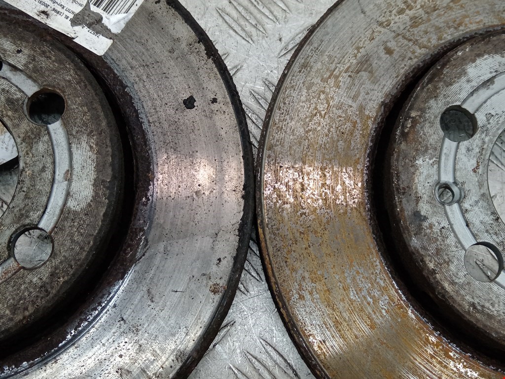 Диск тормозной передний AUDI A3 8L 1996-2003