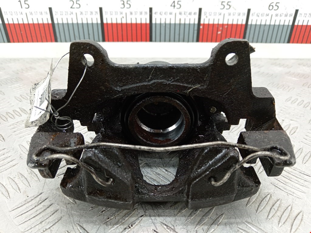 Суппорт передний правый FIAT Marea 1996-2007