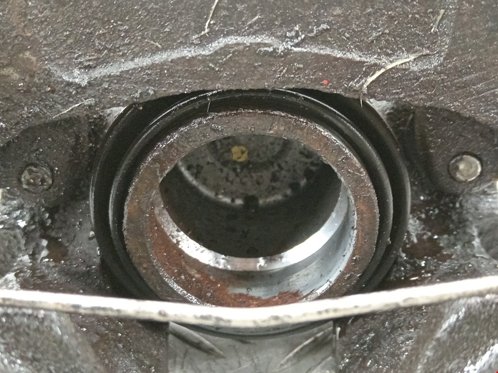 Суппорт передний правый FIAT Marea 1996-2007