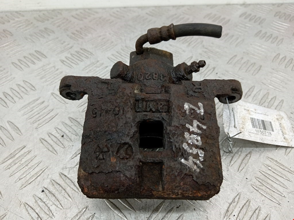 Суппорт задний правый SUBARU Legacy 1998-2004