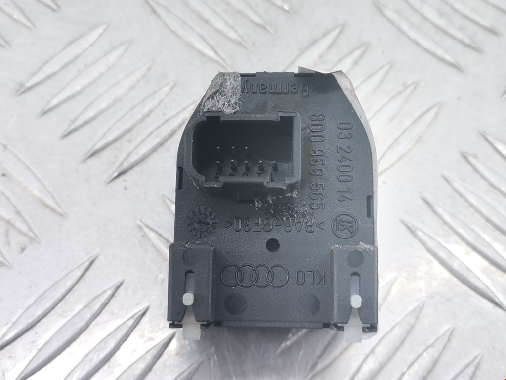 Блок управления зеркалами AUDI A4 B5 1995-2001