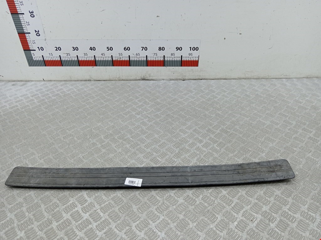 Накладка декоративная (молдинг) бампера заднего Mitsubishi Pajero Sport 1 (1998-2008)