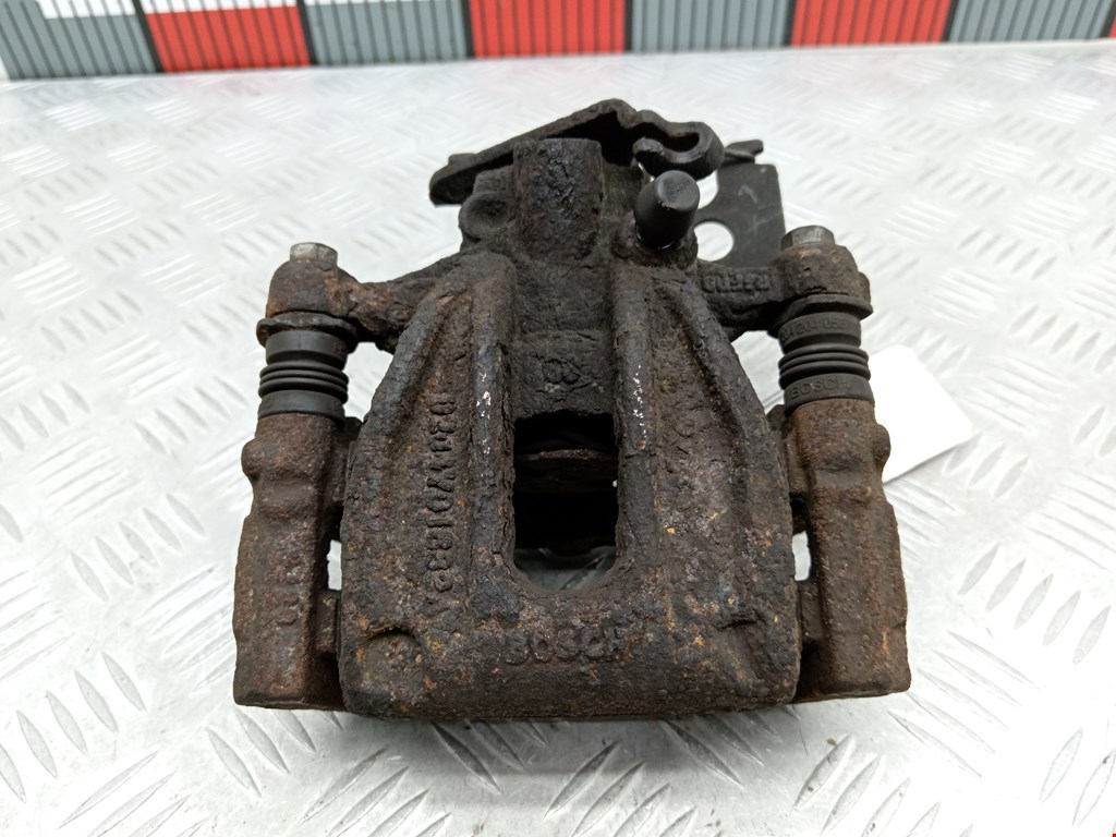 Суппорт задний правый FORD Mondeo III 2000-2007