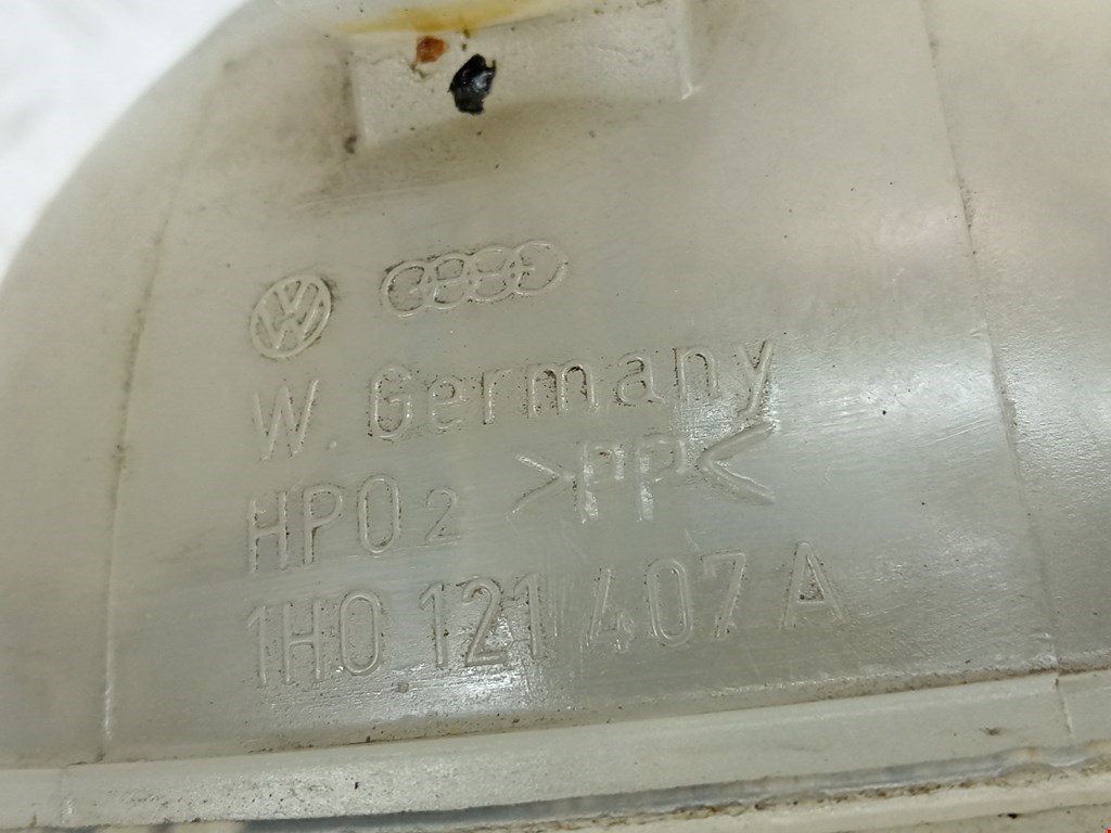 Бачок расширительный VOLKSWAGEN Golf III 1991-1997