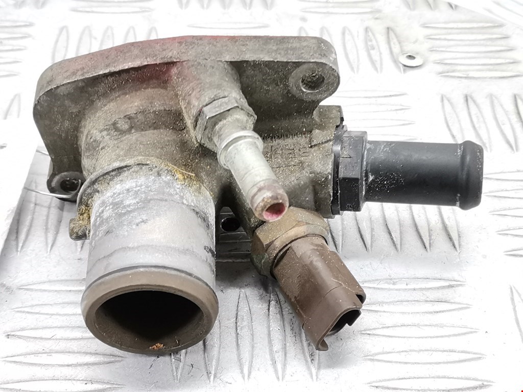 Корпус термостата FIAT Panda 2011-н.в.