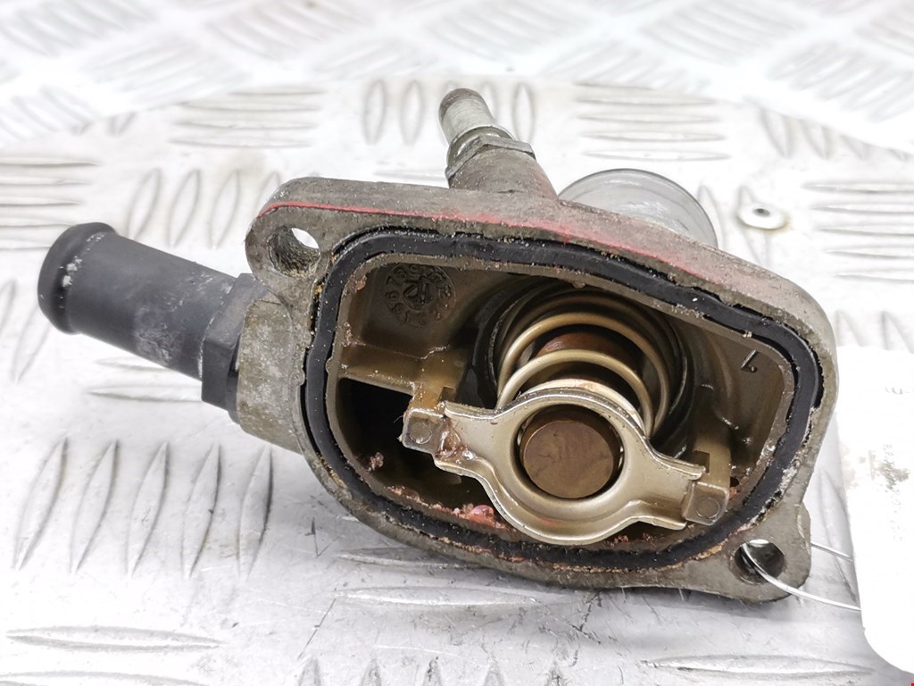 Корпус термостата FIAT Panda 2011-н.в.