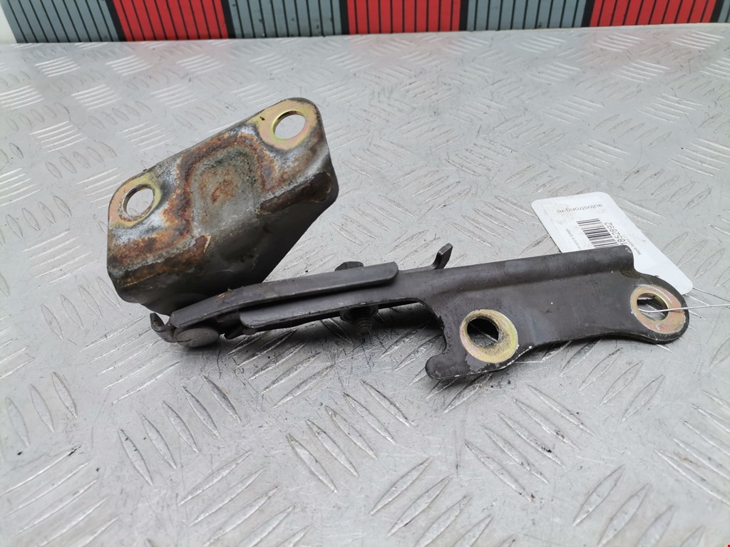 Петля капота левая/правая MAZDA Xedos 6 1992-1999