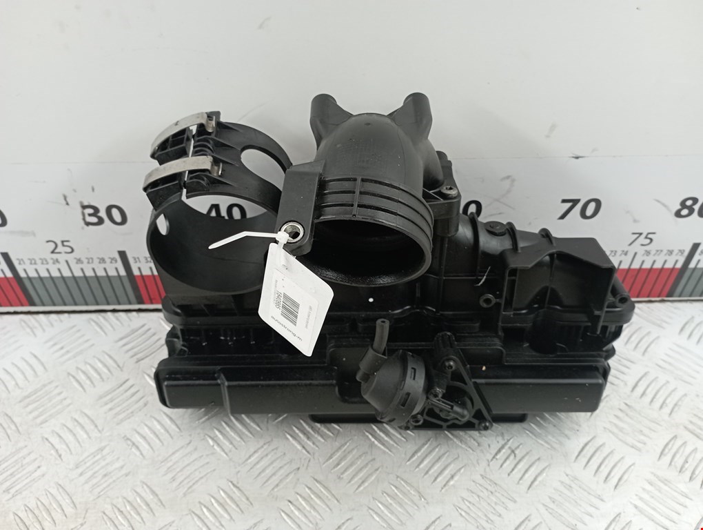 Коллектор впускной MERCEDES-BENZ C-Class C-klasse W204 2007-2015