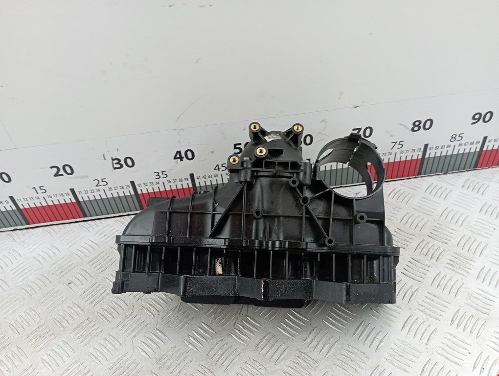 Коллектор впускной MERCEDES-BENZ C-Class C-klasse W204 2007-2015