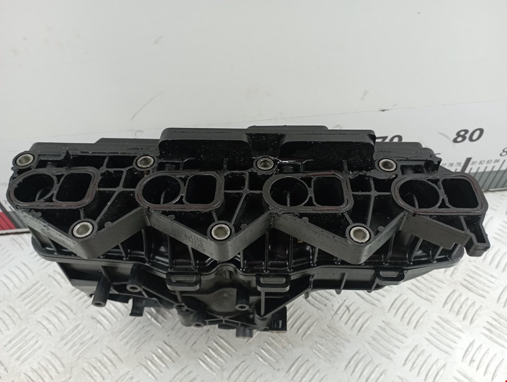Коллектор впускной MERCEDES-BENZ C-Class C-klasse W204 2007-2015