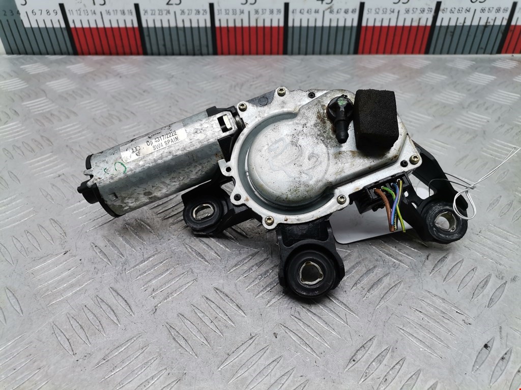 Моторчик стеклоочистителя задний AUDI A4 B5 1995-2001