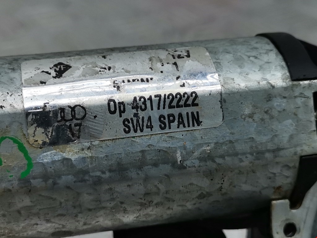 Моторчик стеклоочистителя задний AUDI A4 B5 1995-2001