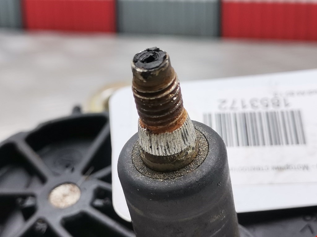 Моторчик стеклоочистителя задний AUDI A4 B5 1995-2001