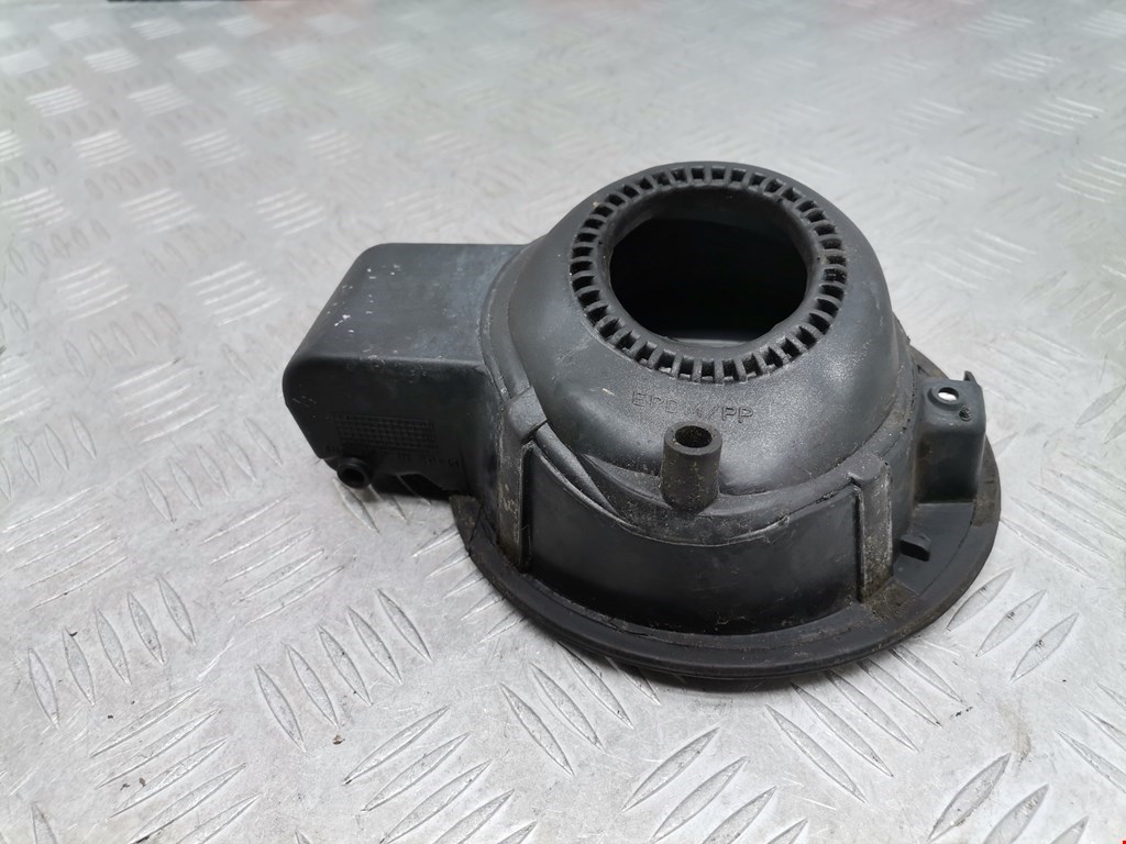 Лючок бензобака VOLKSWAGEN Golf IV 1997-2003