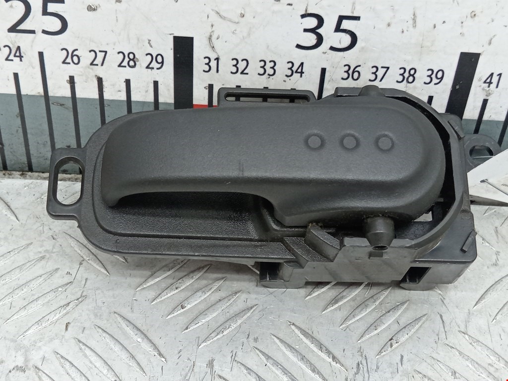 Ручка дверная передняя внутренняя левая NISSAN Micra K12 2003-2010