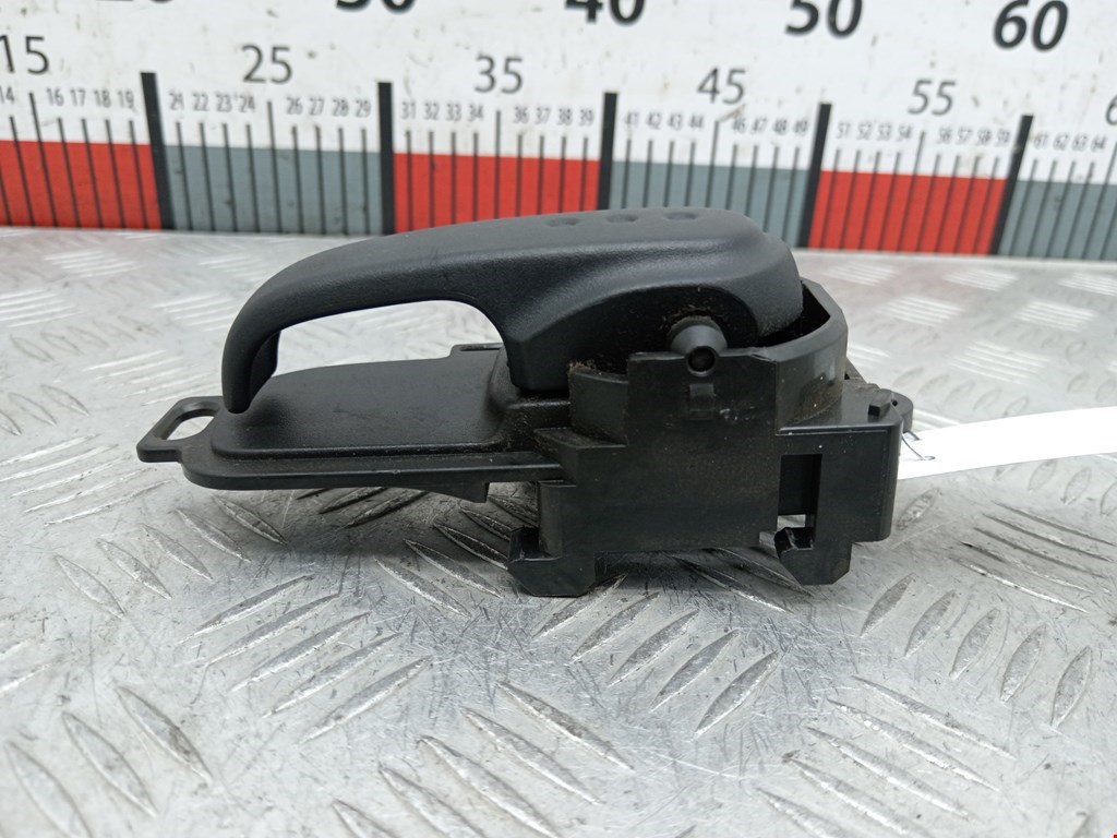 Ручка дверная передняя внутренняя левая NISSAN Micra K12 2003-2010