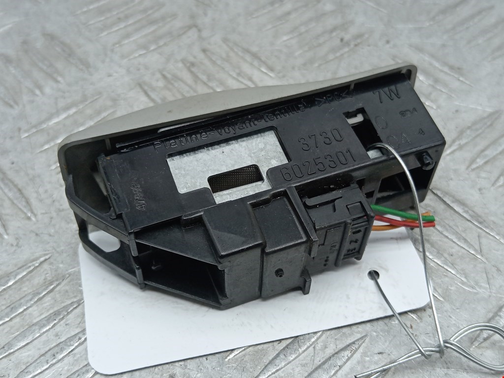 Плафон салонный (салона фонарь) RENAULT Espace 1997-2003