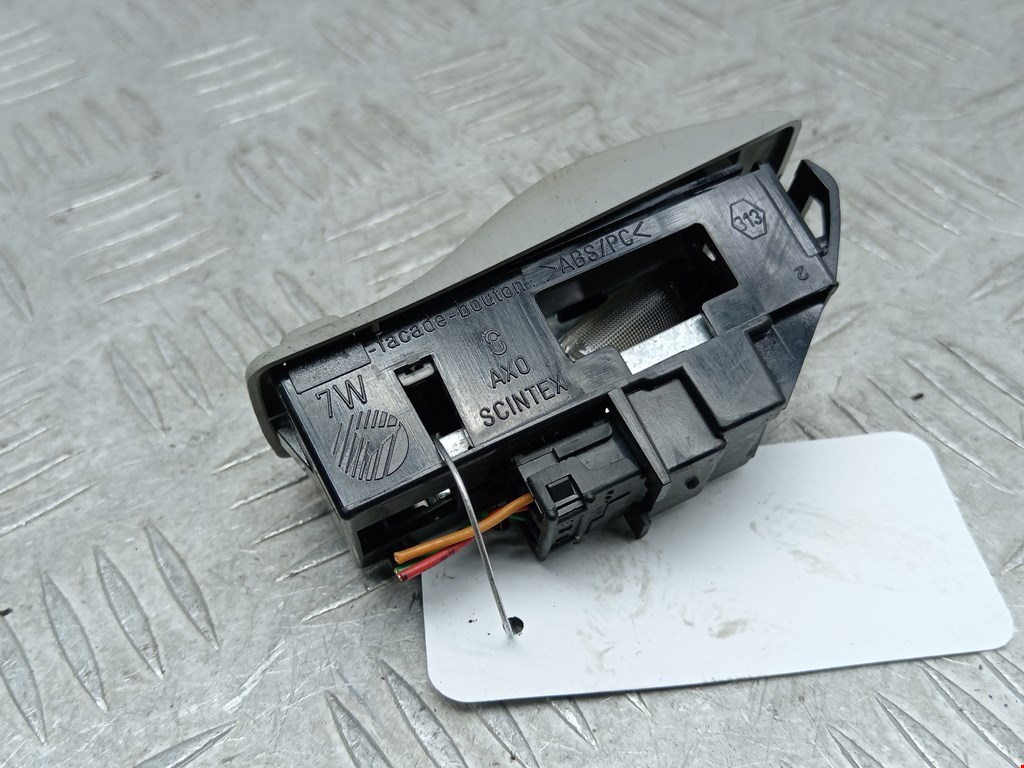 Плафон салонный (салона фонарь) RENAULT Espace 1997-2003