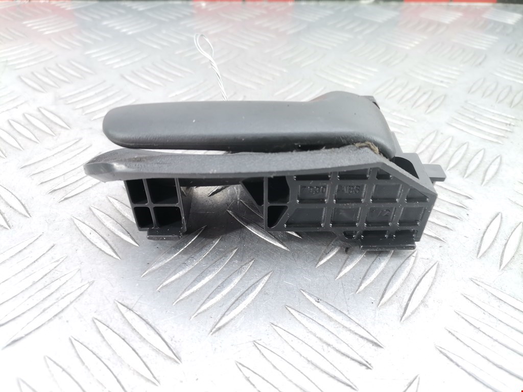 Ручка дверная задняя внутренняя правая TOYOTA Yaris 1999-2005