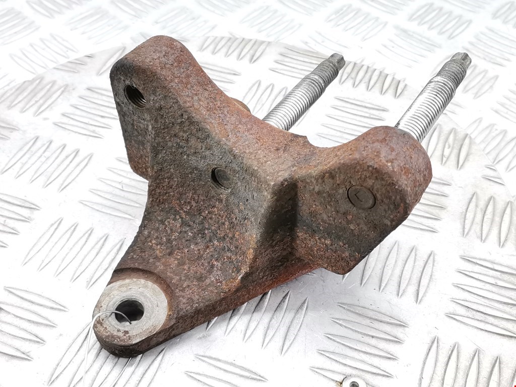 Кронштейн (крепление лапа) двигателя Ford Transit 5 (2006-2014)