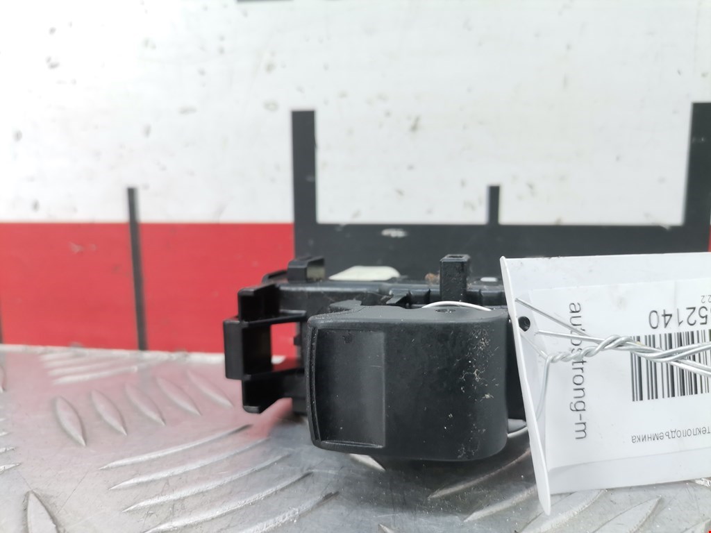 Кнопка стеклоподъемника TOYOTA RAV 4 XA30 2006-2012