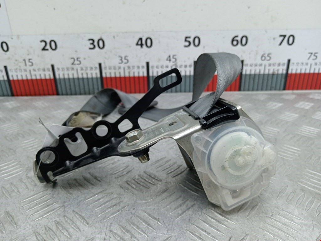 Ремень безопасности задний левый TOYOTA Prius II XW20 2003-2012