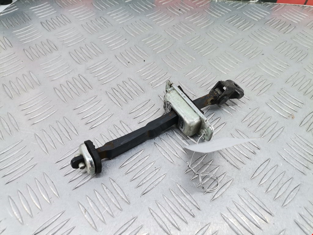 Ограничитель открывания двери CHEVROLET Captiva 2006-2010