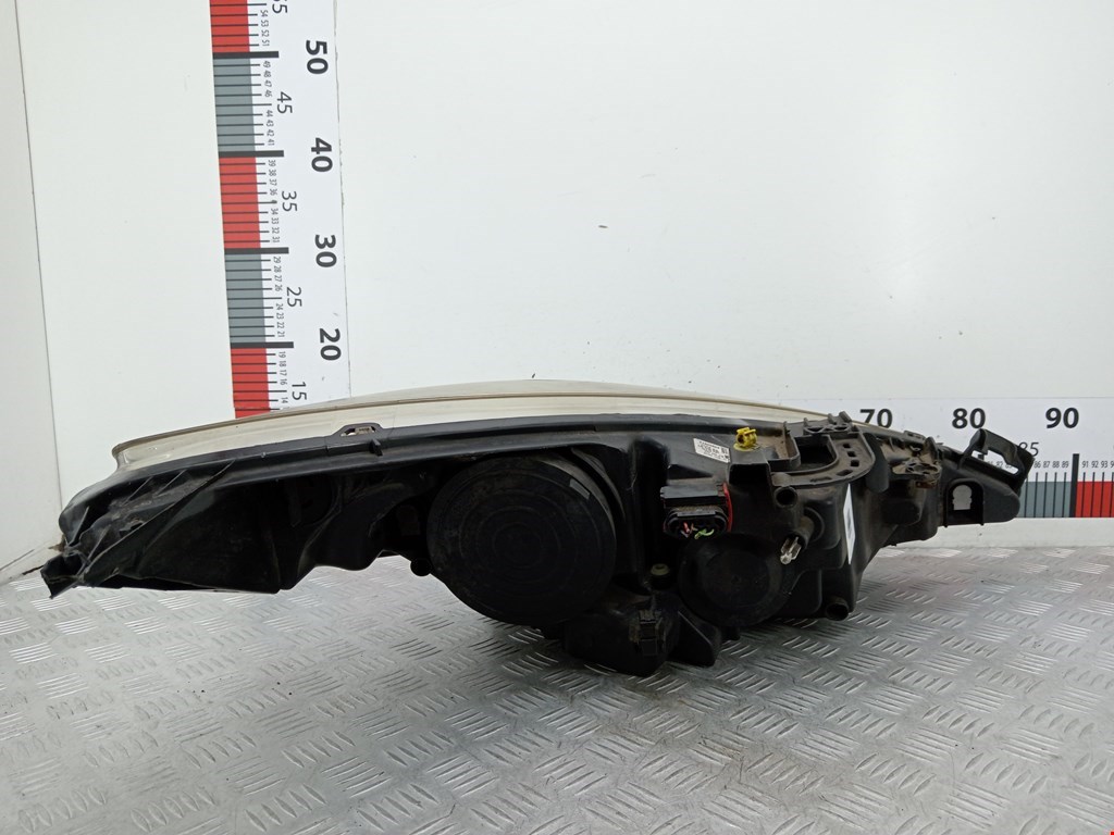 Фара левая PEUGEOT 207 2006-2015