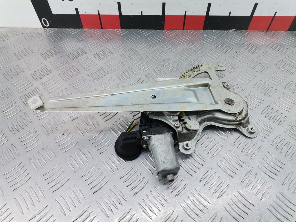 Стеклоподъемник задний левый TOYOTA RAV 4 XA30 2006-2012