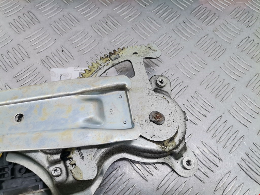 Стеклоподъемник задний левый TOYOTA RAV 4 XA30 2006-2012