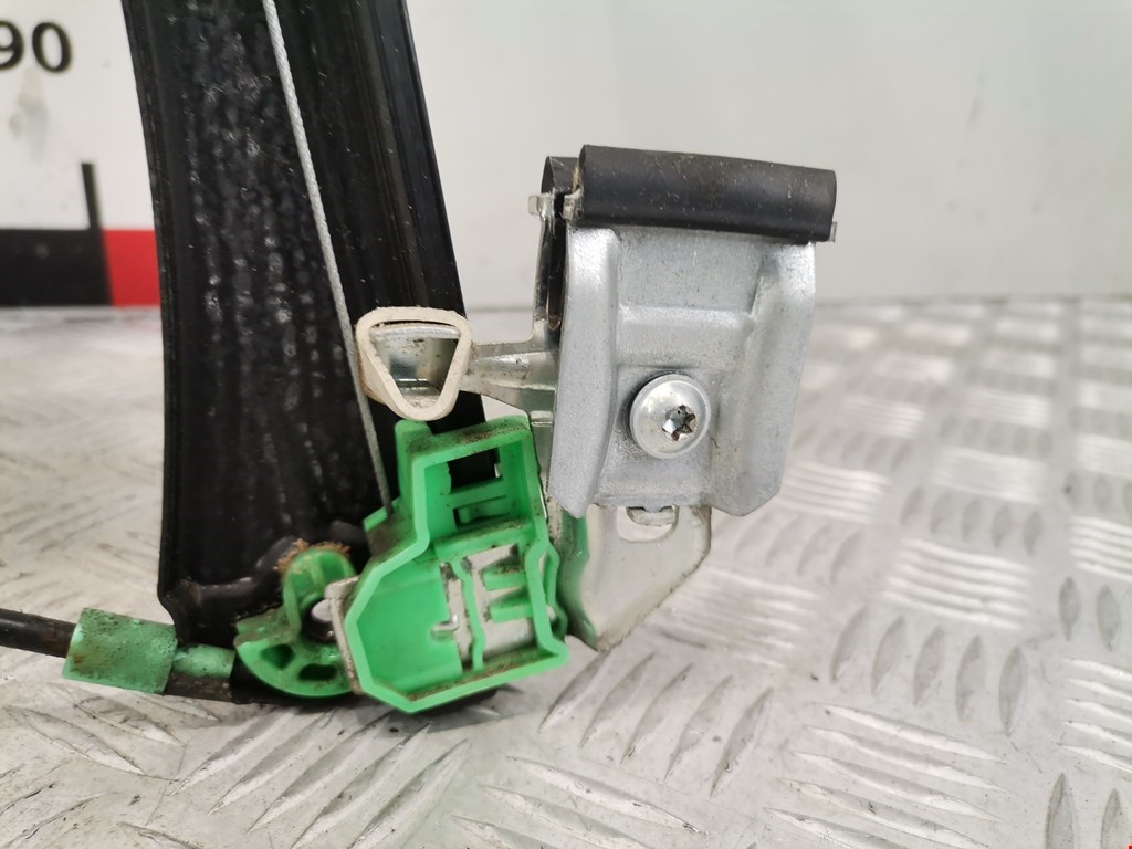 Стеклоподъемник передний правый AUDI A4 B5 1995-2001