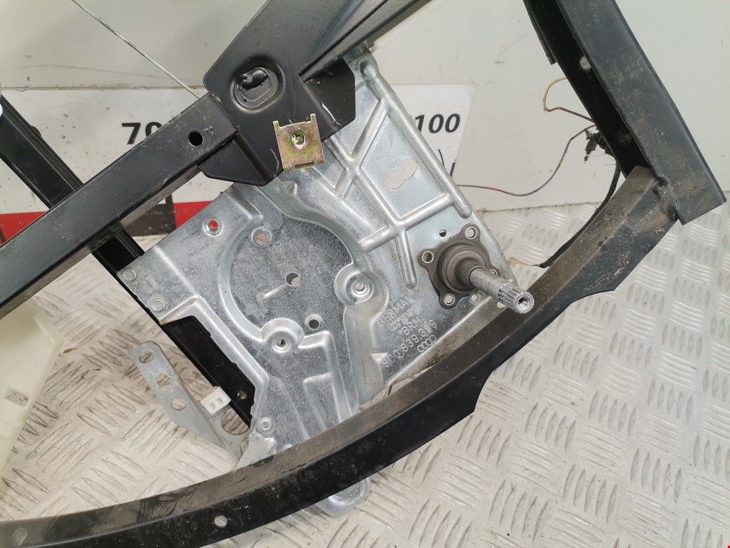 Стеклоподъемник задний левый AUDI A4 B5 1995-2001