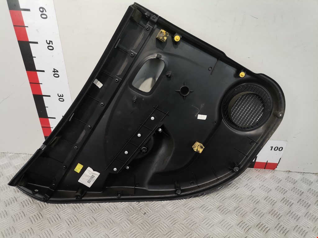 Обшивка двери задняя правая KIA Picanto 2004-2011
