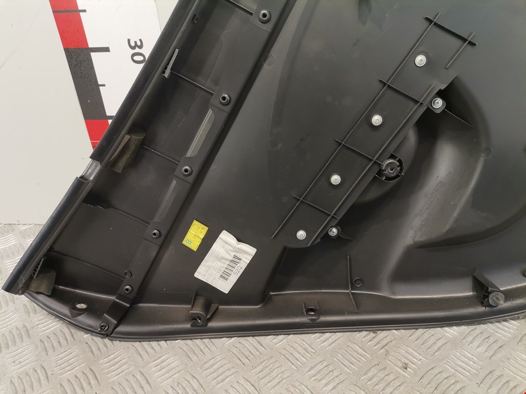 Обшивка двери задняя правая KIA Picanto 2004-2011