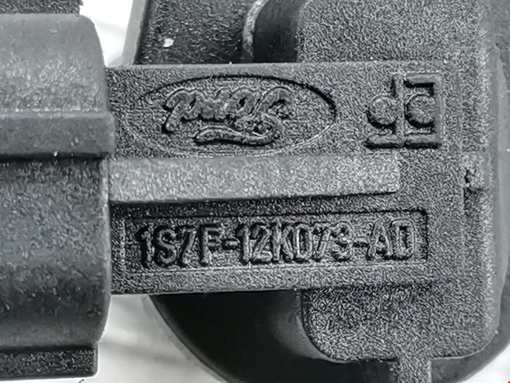 Датчик положения распредвала FORD Focus II 2005-2011