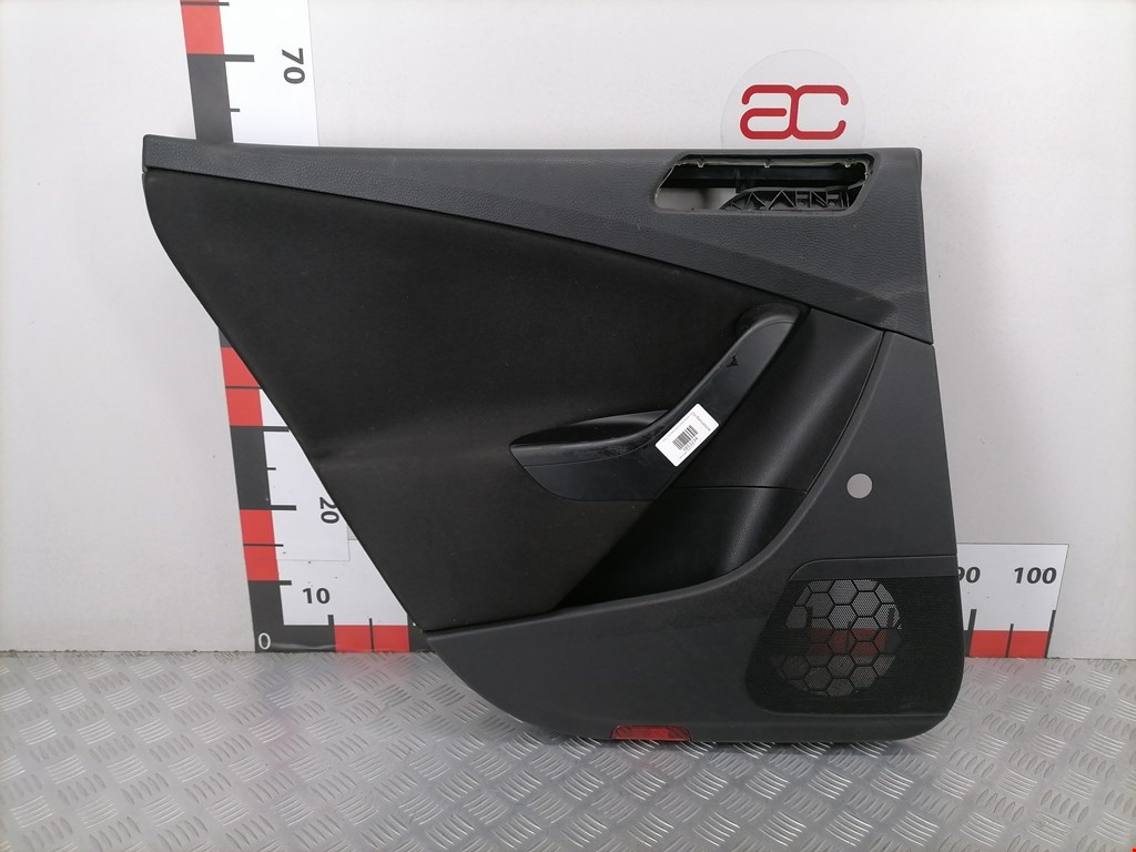 Обшивка (карта) двери задней левой Volkswagen Passat 6 (2005-2010)